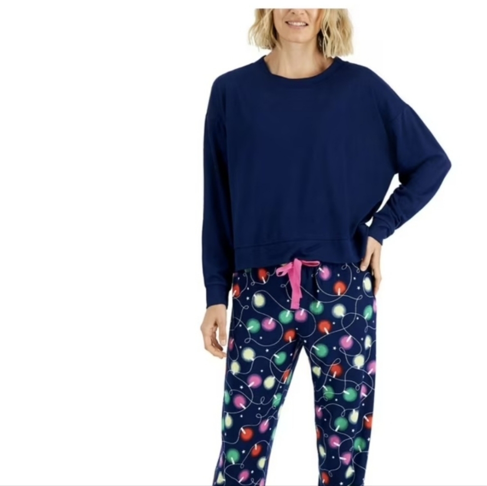 Jenni Women’s navy Christmas Lights Pajama Set Size M New Without Tag $20